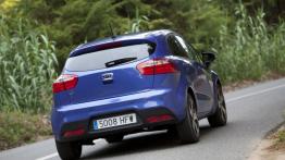 Kia Rio 2011 Hatchback 5d - widok z tyłu