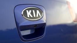 Kia Rio 2011 Hatchback 5d - emblemat