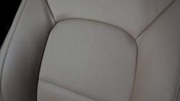 Kia Rio 2011 Hatchback 5d - fotel kierowcy, widok z przodu