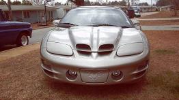 Ognisty ptak wodza Siuksów - Pontiac Firebird