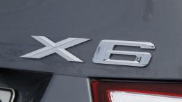 BMW X6 xDrive30d - emblemat