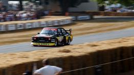 Szybkie ściganie podczas Festiwalu Szybkości w Goodwood