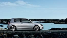 Volkswagen Golf VI Hatchback 3D - prawy bok