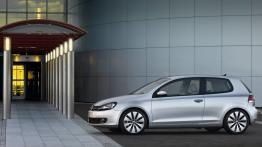 Volkswagen Golf VI Hatchback 3D - lewy bok