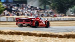 Szybkie ściganie podczas Festiwalu Szybkości w Goodwood