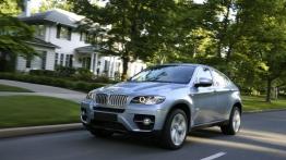 BMW X6 ActiveHybrid - widok z przodu
