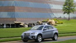 BMW X6 ActiveHybrid - widok z przodu