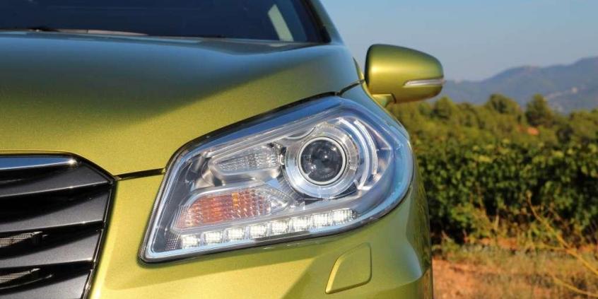 Suzuki SX4 S-Cross - poszukiwanie nowych dróg