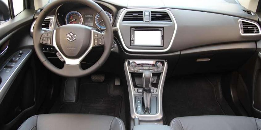 Suzuki SX4 S-Cross - poszukiwanie nowych dróg