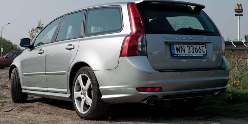 Baby kombi - Volvo V50 R-Design