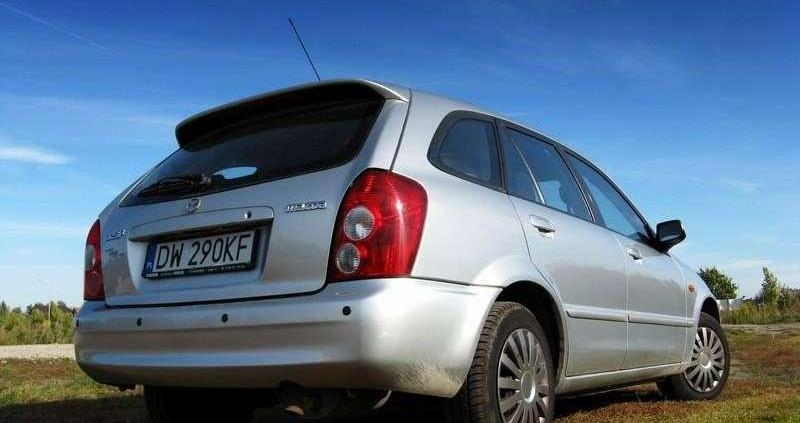 Mazda 323F - siła spokoju