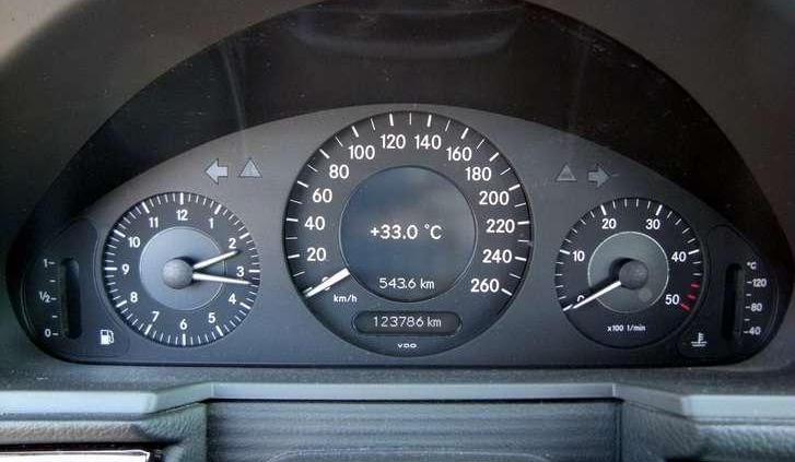 Mercedes Klasy E W211