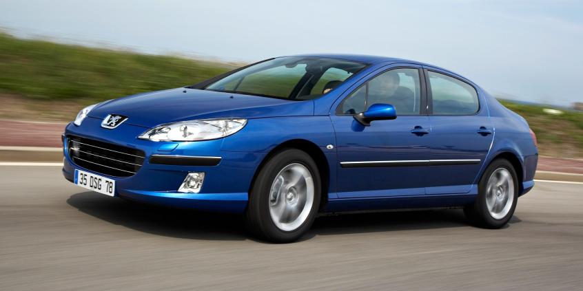 Duże, tanie, wygodne i bezpieczne. Auta do 15 tys. zł, którymi nie strach jeździć