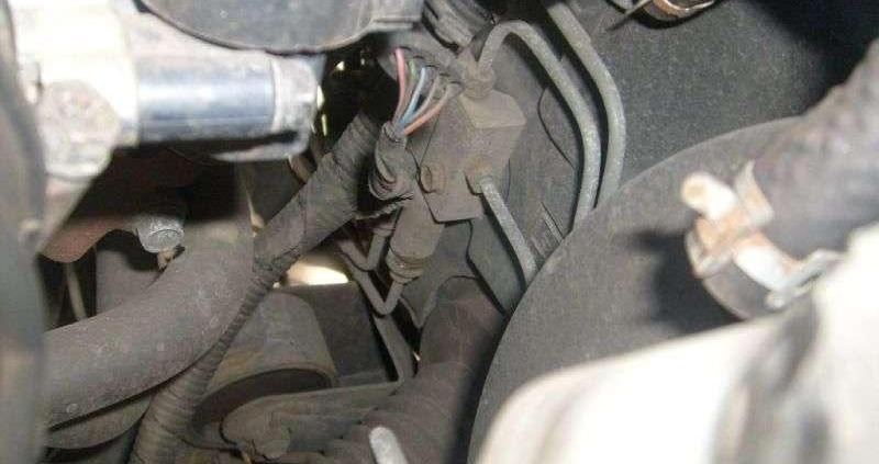 Opis techniczny Kia Shuma I