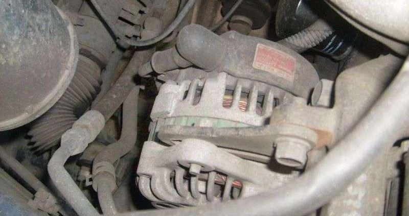 Opis techniczny Kia Shuma I