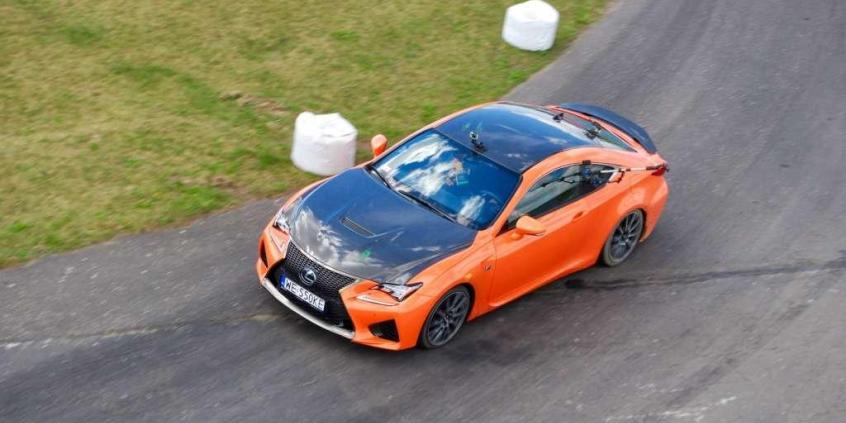 Lexus RC F - rasowe coupe