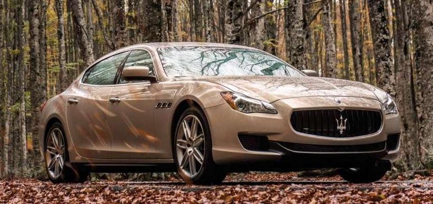Maserati Quatroporte - 50 lat temu niszowe, dziś chce konkurować z Panamerą?