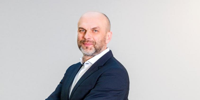 Coraz częściej kupujemy opony przez Internet – rekordowa sprzedaż OPONEO.PL