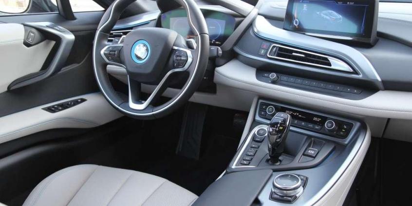 BMW i8 - witamy w przyszłości