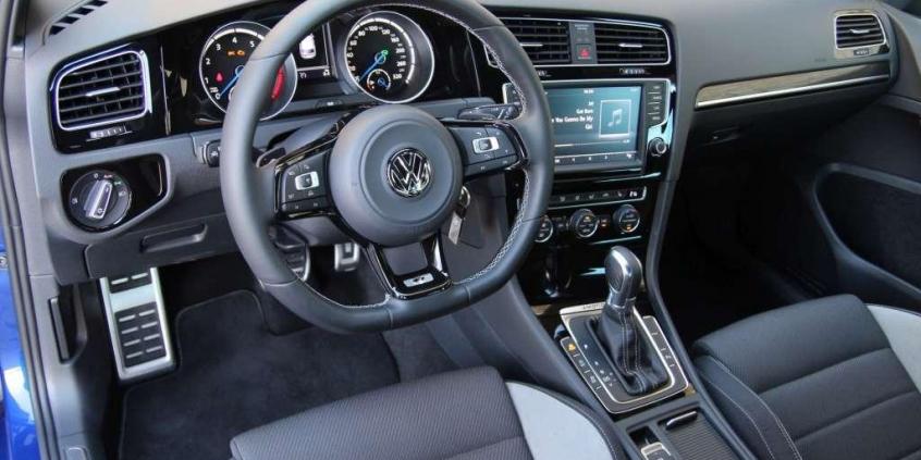 Volkswagen Golf R Variant - ogniste kombi