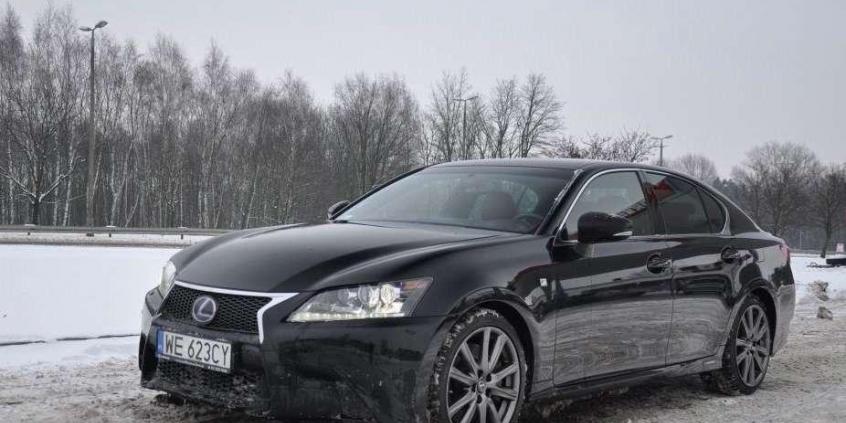 Lexus GS 450h - luksus przez duże L