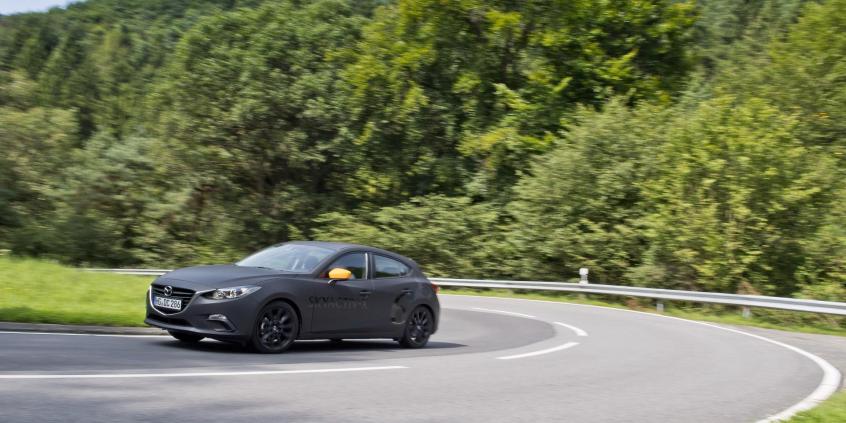 Downsizing? Mazda mówi stanowcze NIE