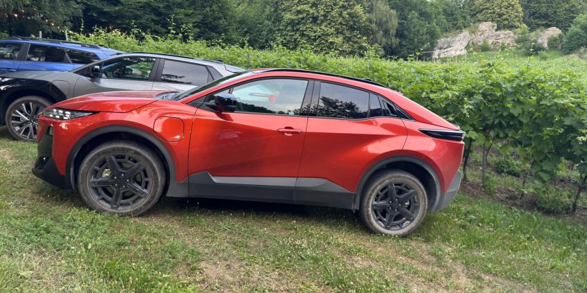 Pierwsza jazda: Nowe elektryki od Subaru. Uncharted, Solterra i E-Outback zachowały DNA marki
