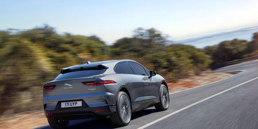 Elektryczny SUV Jaguara z godnymi uwagi osiągami