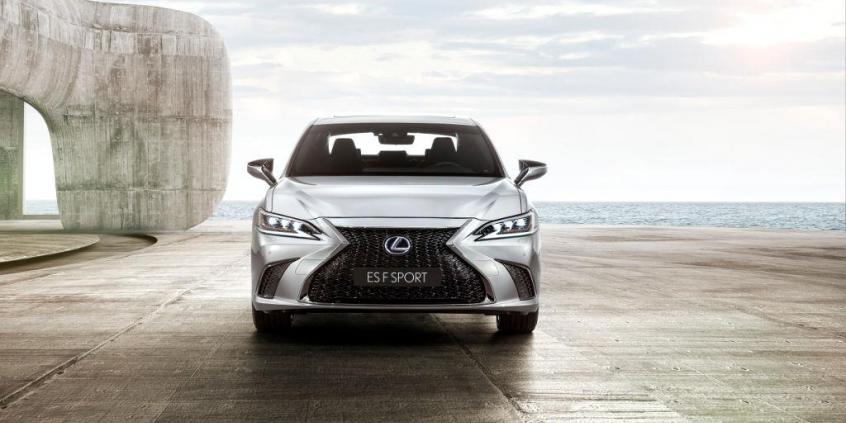 Nowy Lexus ES dotrze do Europy
