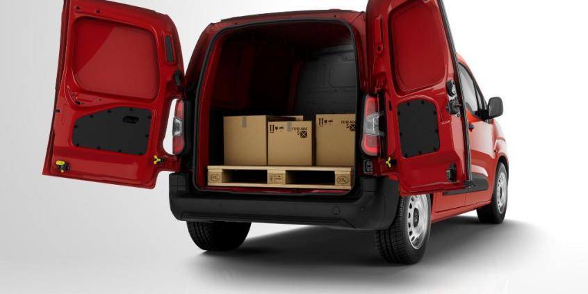 Francusko-niemieckie trojaczki w segmencie kombivanów