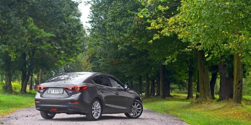 Mazda 3 Sedan 2,0 120 KM SkyPASSION - mocny gracz ze wschodu