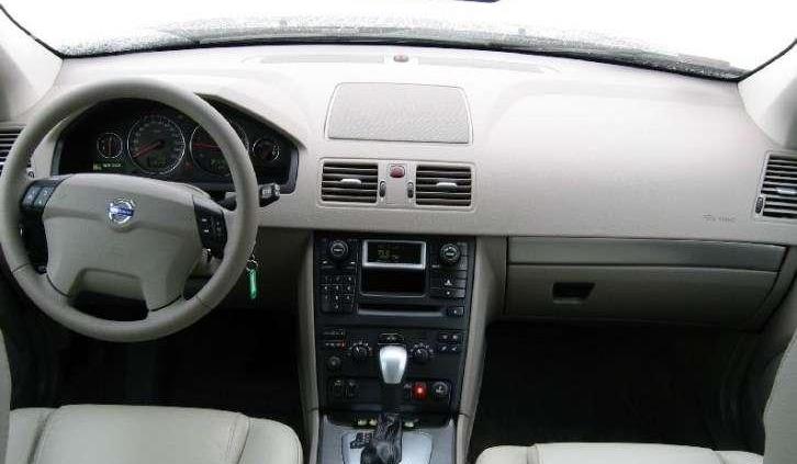 Duży, ciężki, stabilny i nieziemsko komfortowy