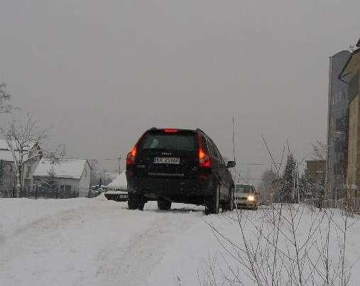 Duży, ciężki, stabilny i nieziemsko komfortowy