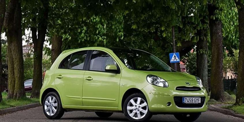 Zielony szaraczek - Nissan Micra