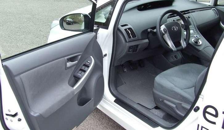 Toyota Prius III - 2 l benzyny na 100 km?