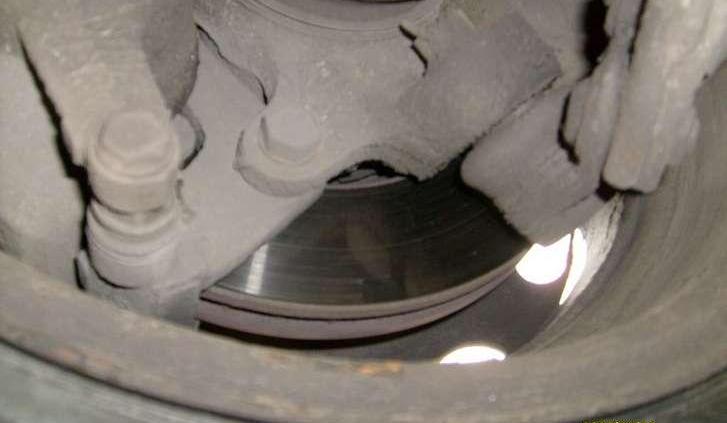 Opis techniczny Toyota Carina V