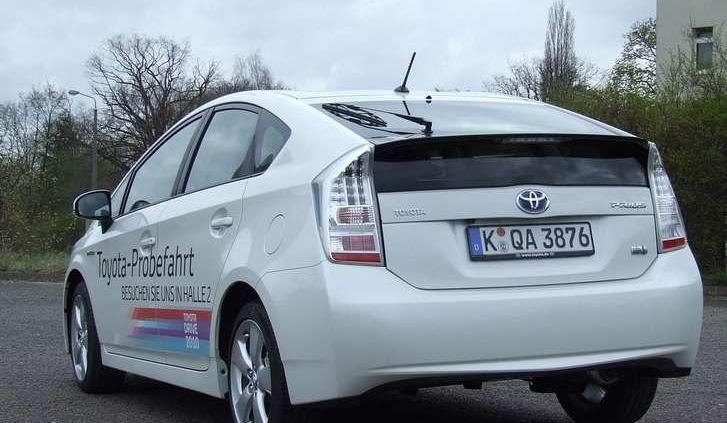Toyota Prius III - 2 l benzyny na 100 km?