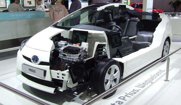 Toyota Prius III - 2 l benzyny na 100 km?