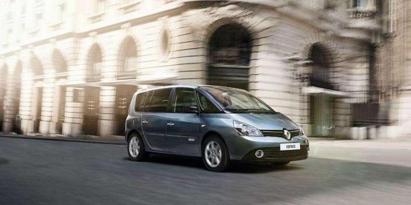 Wyprzedaż rocznika 2013 - przegląd ofert