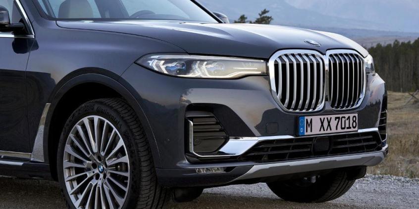 Takiego modelu jeszcze nie było. Oto BMW X7