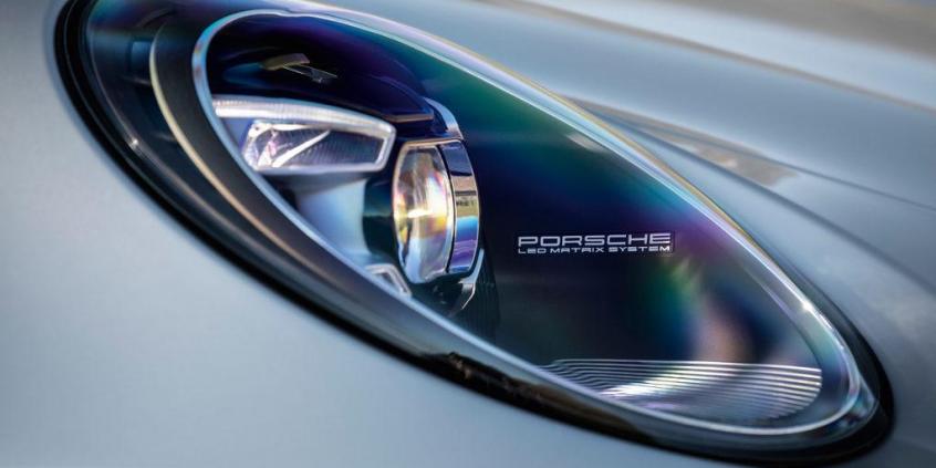 Nowe Porsche 911 już oficjalnie. Jest szybsze i bardziej cyfrowe