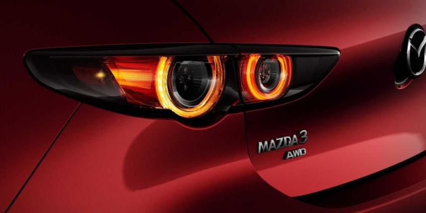 Nowa Mazda 3 w dwóch odmianach debiutuje w LA