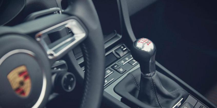 Maksymalna przyjemność z jazdy w Porsche 718 T