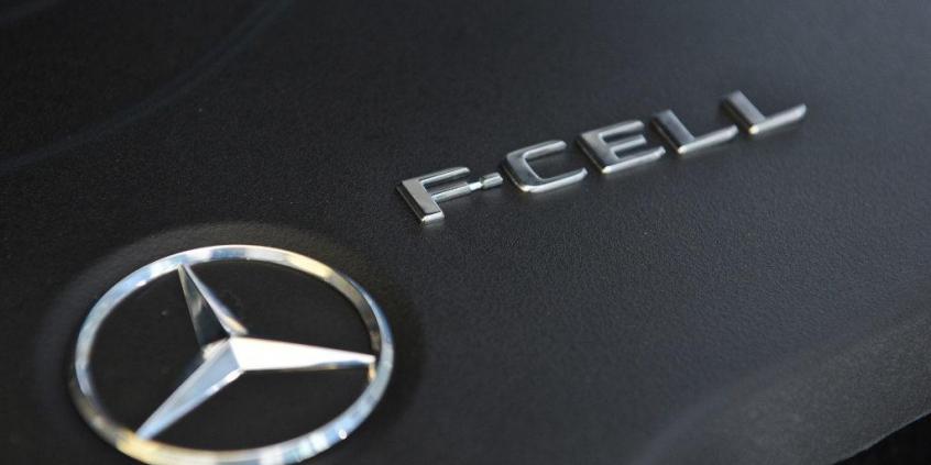 Takiego napędu jeszcze nikt nie ma. Mercedes wyprzedził Toyotę, Hyundaia i całą resztę