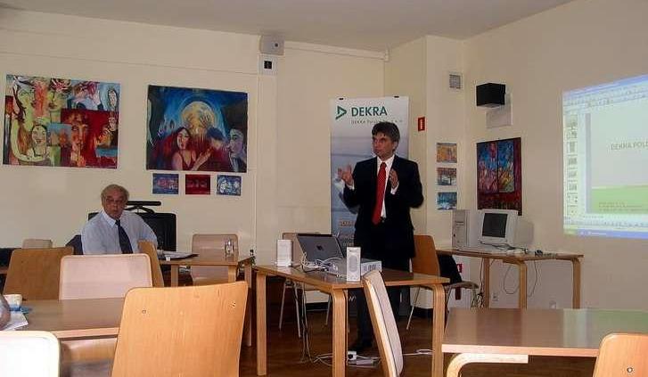 Teraźniejszość i przyszłość Dekry