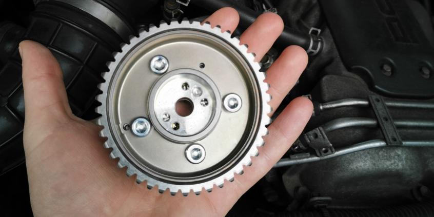 Koła zmiennych faz rozrządu (KZFR) — dlaczego warto wiedzieć, czym są? Poradnik