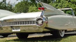 Cadillac Eldorado - widok z tyłu