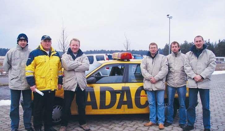 Pierwszy etap szkolenia instruktorów Szkoły Auto w Fahrsicherheitszentrum ADAC.