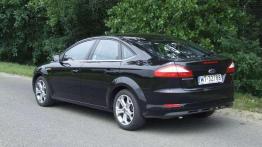 Ford Mondeo - auto Jamesa Bonda