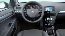 Opel Astra III Sedan - pierwsza jazda